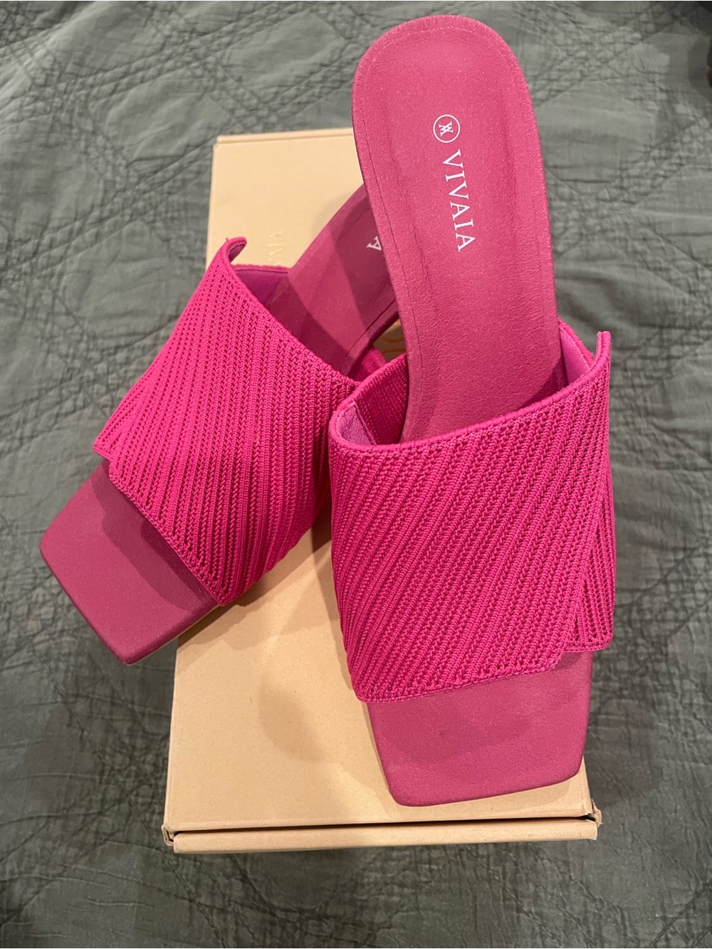 VIVAIA Womens Fuchsia Knit Slide Mules